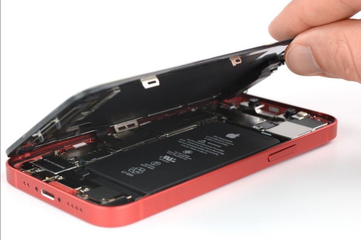 Here’s everything you need to know about the right to repair movement. (Image: iFixit) Here’s everything you need to know about the right to repair movement. (Image: iFixit)