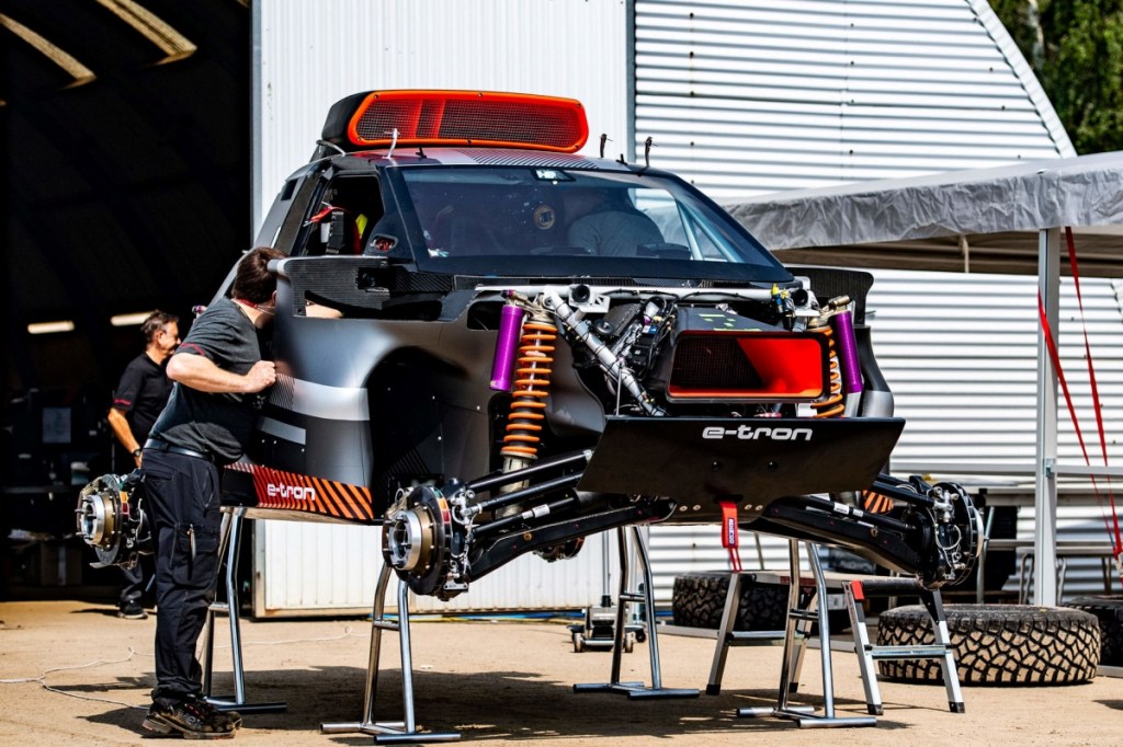 audi RS e-tron dakar rally 2022