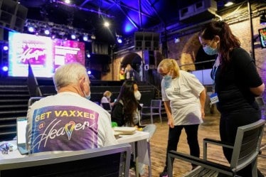 covid 19 vaccination in UK