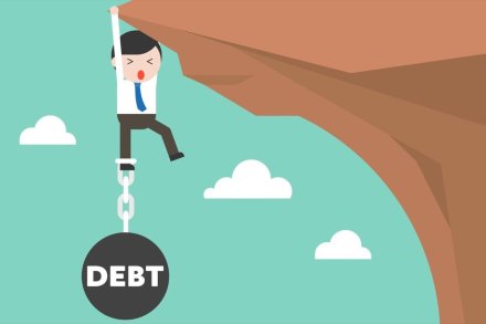 credit card, credit card debt trap, financial mistakes, credit card charges, get out of credit card debt trap, credit card interest rate, minimum amount due, ATM cash withdrawals