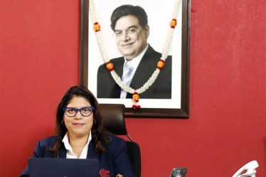 mandhira kapur, md, smpl