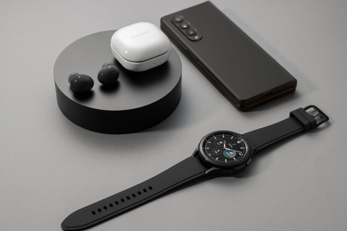 Samsung Galaxy Watch 4, Galaxy Watch 4 Classic, Galaxy Buds 2