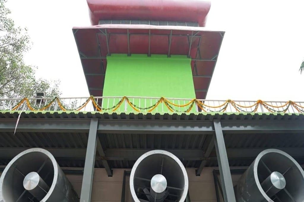 smog towers
