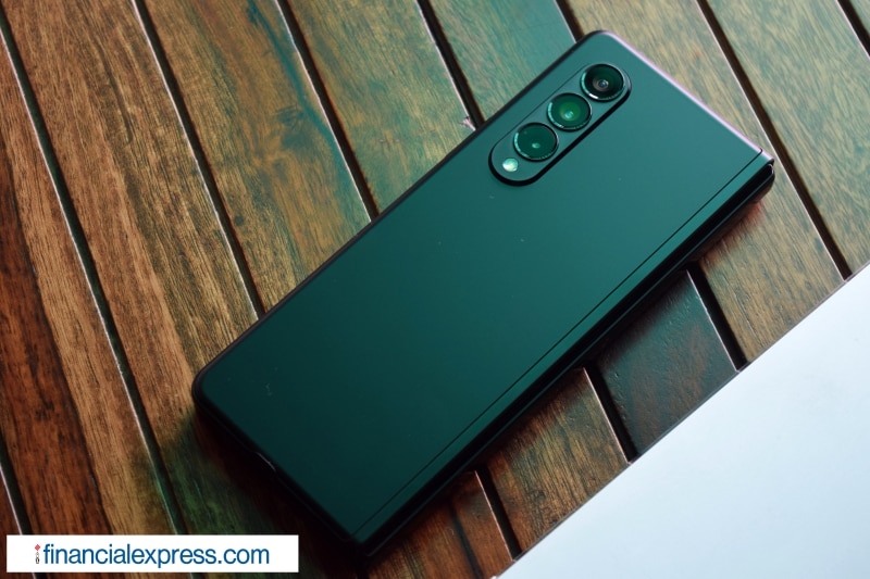 Samsung Galaxy Z Fold 3 5G, Samsung Galaxy Z Fold 3 5G unboxing, Samsung Galaxy Z Fold 3 5G first look, Samsung Galaxy Z Fold 3 5G first impressions, Samsung Galaxy Z Fold 3 5G quick review, Samsung Galaxy Z Fold 3 5G review, Samsung