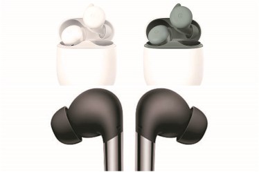 They might be pricey, but the sound quality is top-notch. Let’s take a look at their latest offerings and how they perform in real-time usage.