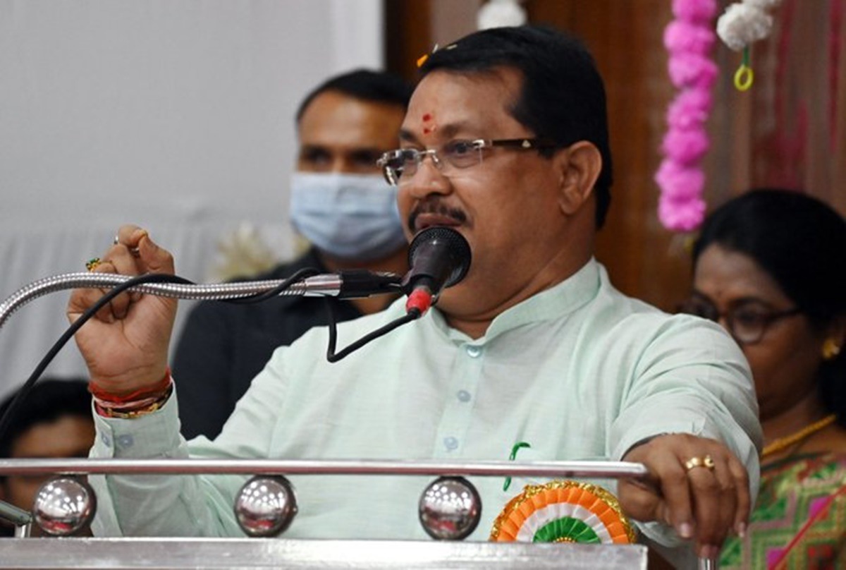 Maharashtra Relief and Rehabilitation Minister Vijay Wadettiwar