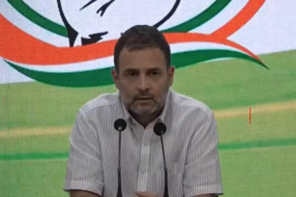 He said the Congress was not against privatisation but its privatisation plan had a logic.