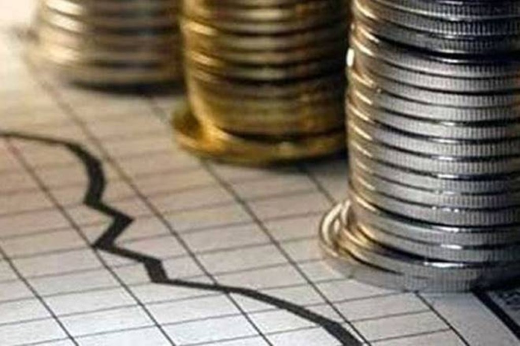 The top 20 per cent of the consumer universe control 59 per cent of the discretionary consumption in rural areas and a much higher 66 per cent in urban areas, according to UBS Securities India.
