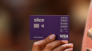 The campaign aims to depict how in front of the Slice card, everything else seems surprisingly slow.