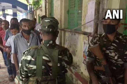2021 Bhabanipur By-election Voting Live Updates: The bypoll will decide the fate of Mamata Banerjee who lost in Nandigram constituency.