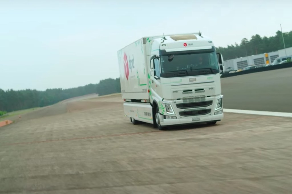 1,000 km on a single charge! Futuricum electric truck sets new Guinness World Record