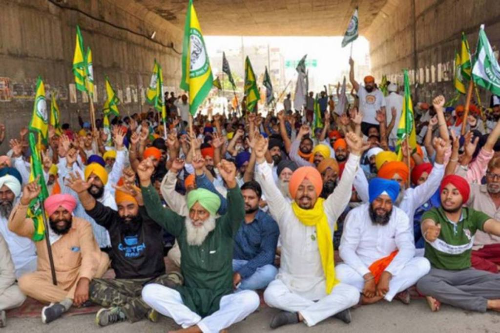 The farmer unions, led by the Samyukta Kisan Morcha, have decided to hold a rally in Karnal to protest the August 28 lathicharge on farmers.