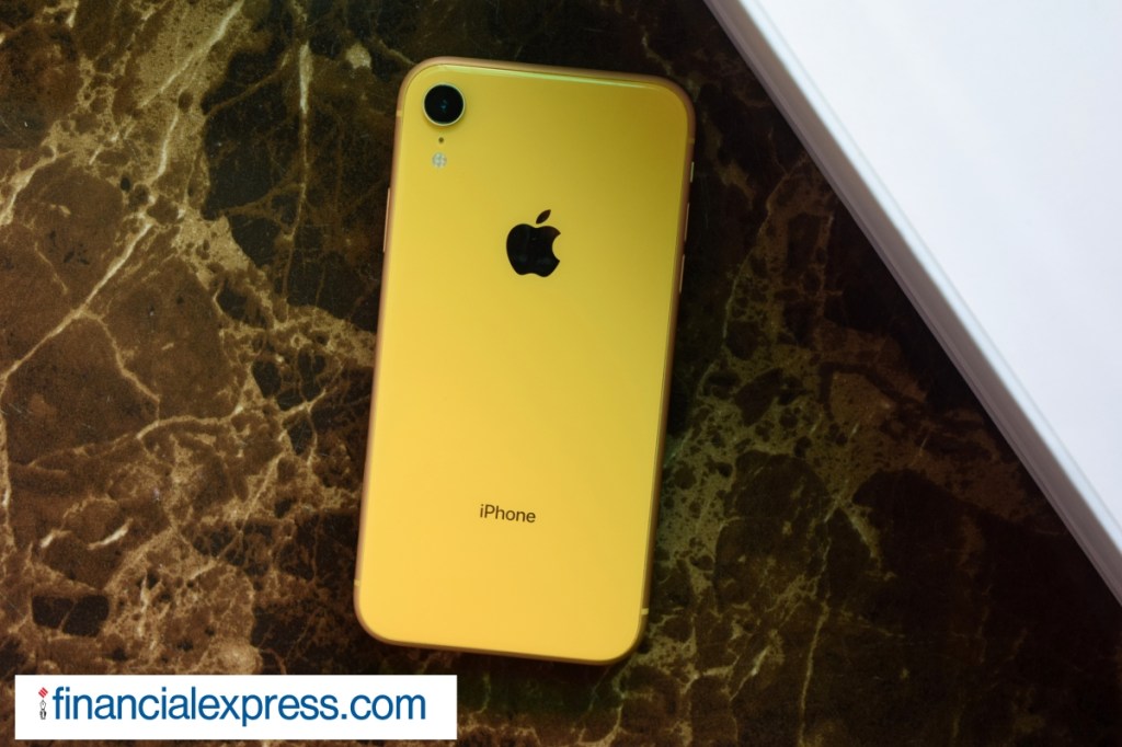 iPhone XR, iPhone 13, Apple