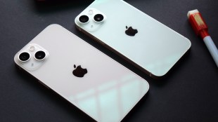 iPhone 13, iPhone 13 Mini, iPhone 13 unboxing, iPhone 13 Mini unboxing, iPhone 13 first look, iPhone 13 Mini first look, Apple