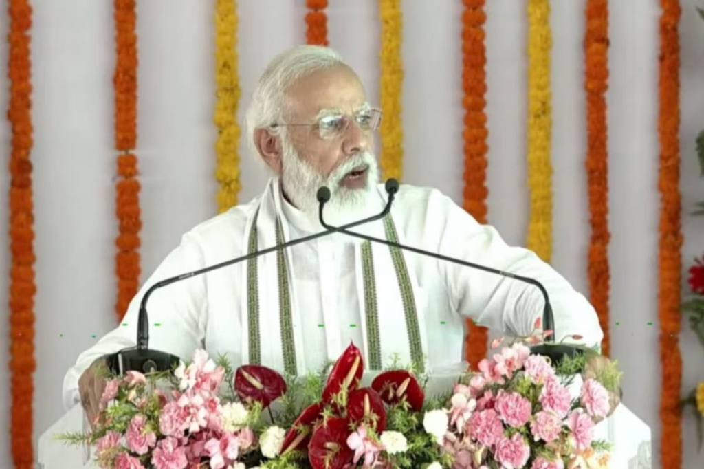 Prime Minister Narendra Modi lays foundation for Raja Mahendra Singh State University in Aligarh today.