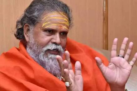 A purported suicide note of 7-8 pages was also found, in which the seer had written that he was mentally disturbed and upset with one of his disciples.