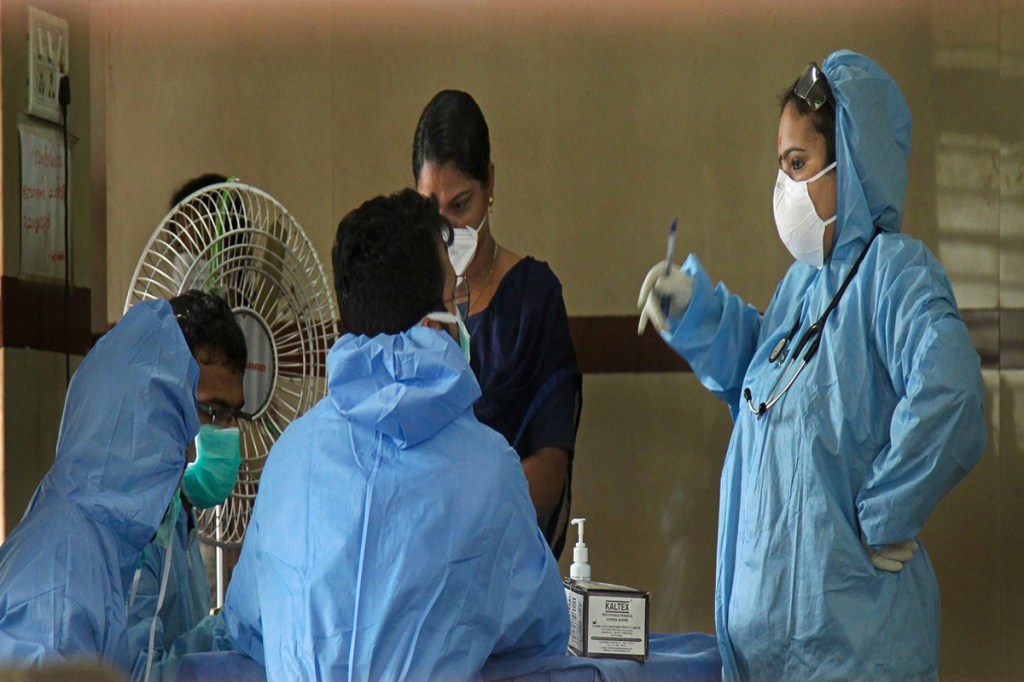 Of the new cases, 44 were health workers, 34 from outside the state and 6,331 infected through contact with the source of it not being clear in 267.