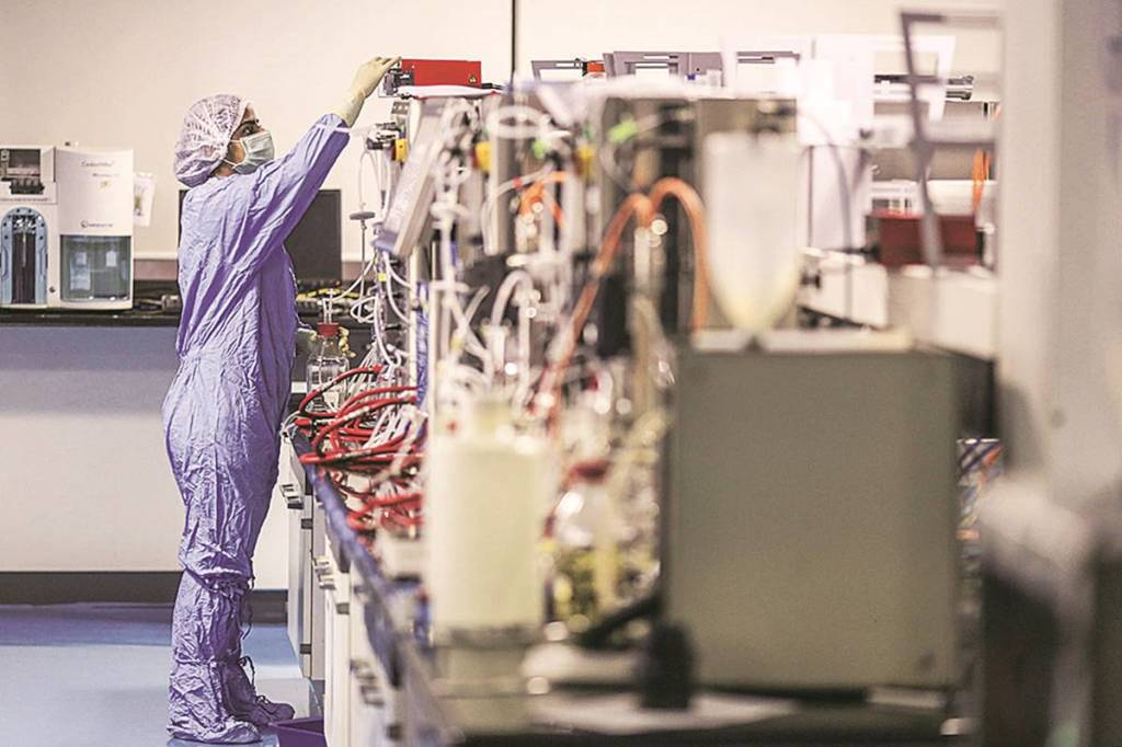 An employee in protective clothing works inside the research and development center at the Biocon Ltd. campus in Bengaluru, India, on Wednesday, Nov. 16, 2016. This year Biocon's stock has rallied almost 80 percent with the best return among shares of generic drugmakers worldwide, after one of the company’s copies of a top-selling biologic drug had its first breakthrough in a developed market. Photographer: Dhiraj Singh/Bloomberg An employee in protective clothing works inside the research and development center at the Biocon Ltd. campus in Bengaluru, India, on Wednesday, Nov. 16, 2016. This year Biocon's stock has rallied almost 80 percent with the best return among shares of generic drugmakers worldwide, after one of the company’s copies of a top-selling biologic drug had its first breakthrough in a developed market. Photographer: Dhiraj Singh/Bloomberg