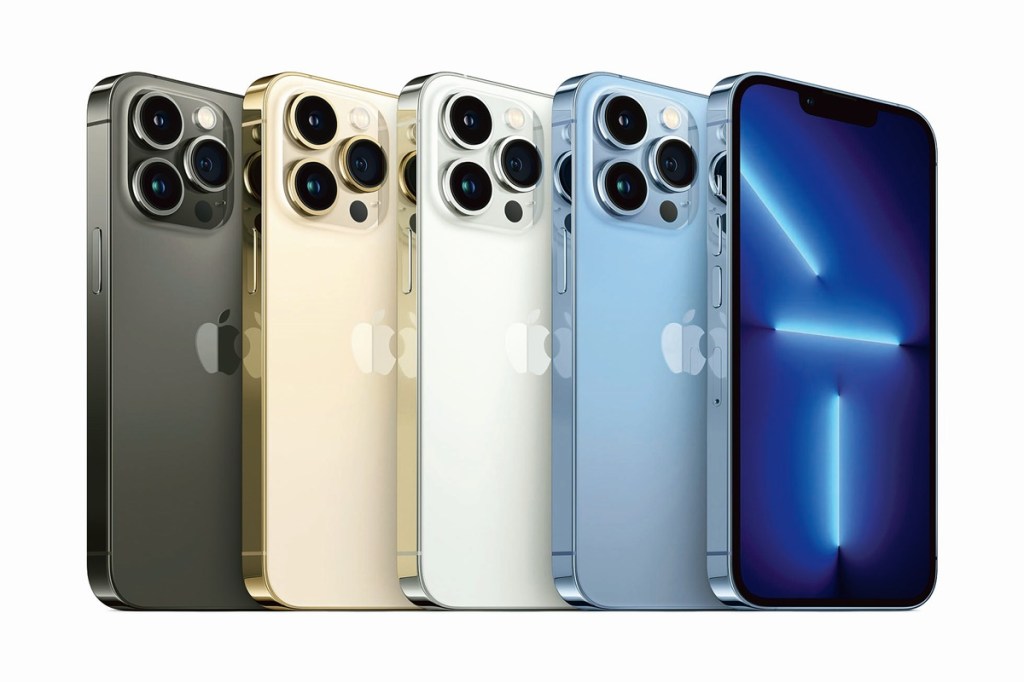 The build quality is simply superb, the phone retails for Rs 1,49,900 and needless to say, it sets new standards in all aspects—design, display, camera technology or battery life.