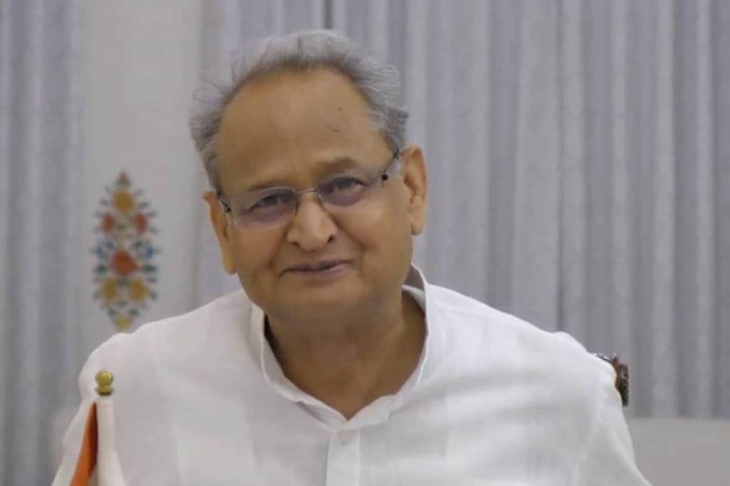 The Congress won 208 out of total of 492 Panchayat Samiti seats while the BJP won 158 in both districts.