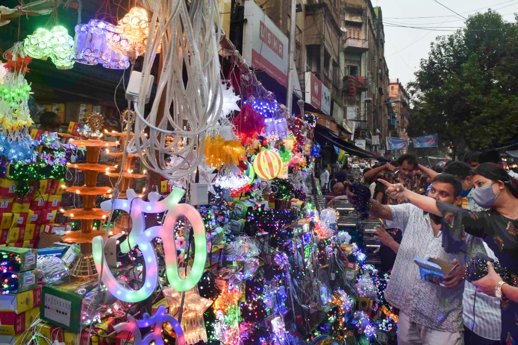 Coronavirus LIVE updates