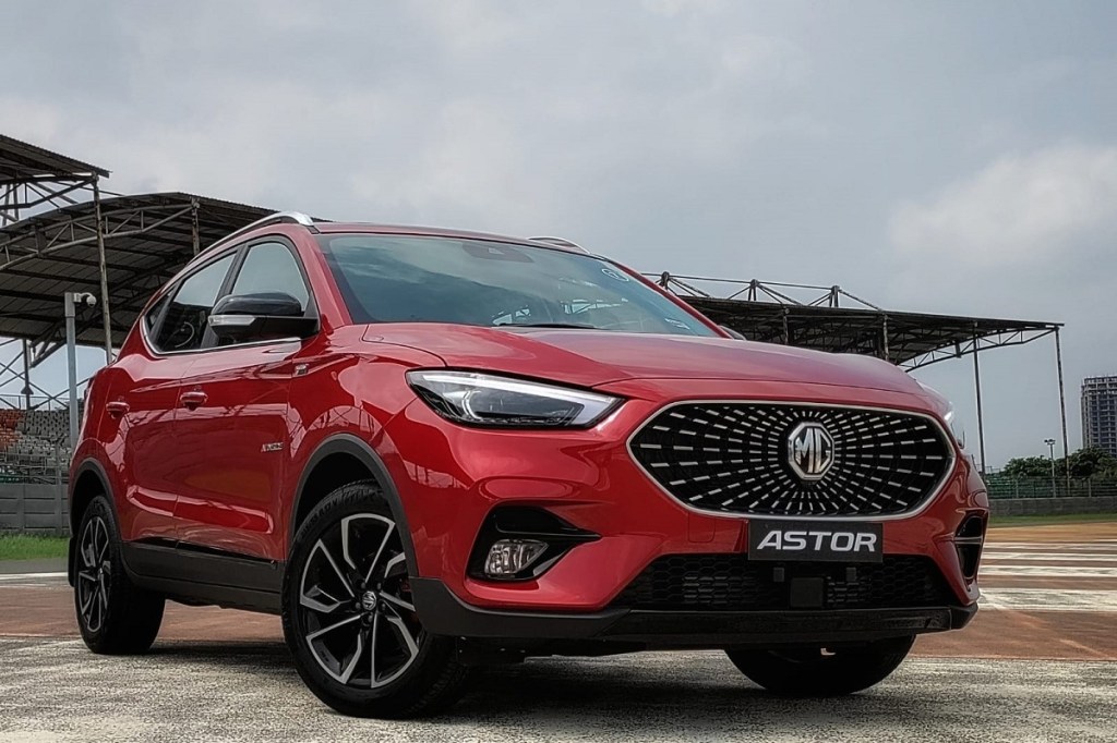 MG Astor Front-3-quarters