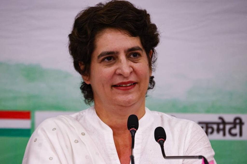 Priyanka's convoy was stopped midway at the first toll-plaza of Lucknow-Agra Expressway.