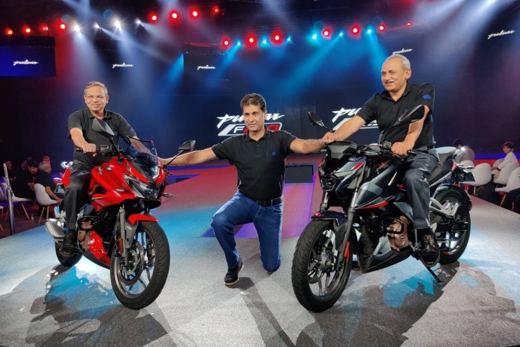 bajaj pulsar n250 and f250 launched in india