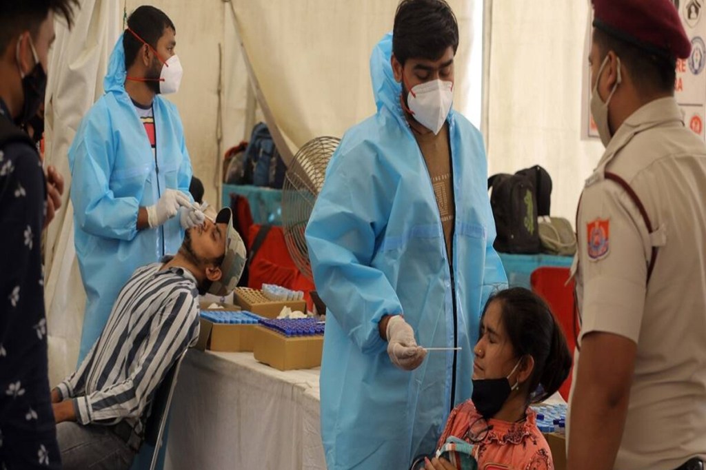 covid 19 cases in delhi