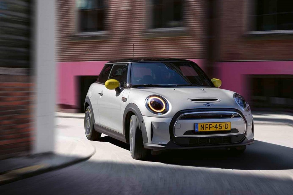 Electric MINI Cooper SE sold out in India before launch