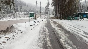 The wintry conditions in Kashmir have set in much ahead of the beginning of the extreme harsh weather conditions, which usually start around the third week of December.