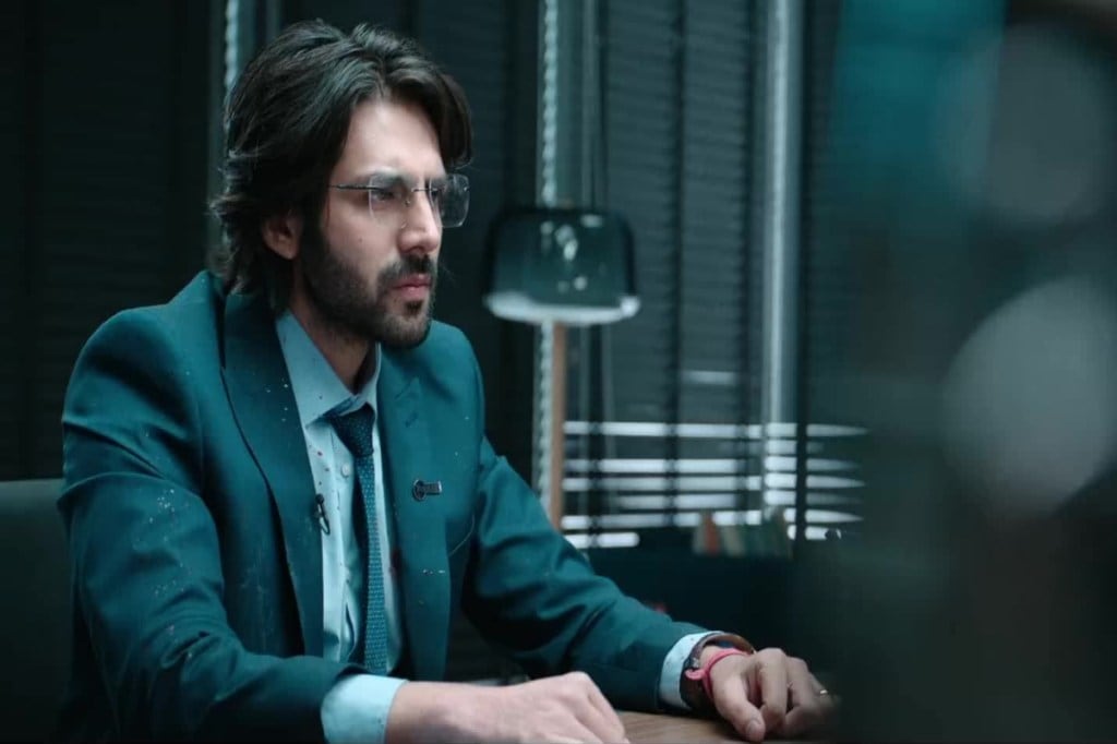 dhamaka, dhamaka trailer, kartik aryan, dhamaka star cast, ram madhvani, mrunala thakur, dhma story like, kaartik aaryan as TV anchor dhamaka, dhamaka trailer, kartik aryan, dhamaka star cast, ram madhvani, mrunala thakur, dhma story like, kaartik aaryan as TV anchor