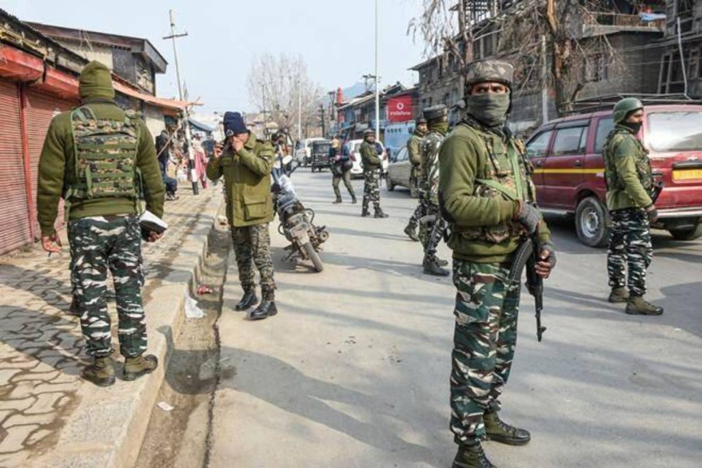 In yet another targeted attack on civilians in Kashmir, terrorists opened fire upon non-local labourers in Kulgam district, killing two and leaving one injured. In yet another targeted attack on civilians in Kashmir, terrorists opened fire upon non-local labourers in Kulgam district, killing two and leaving one injured.