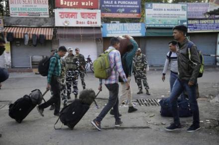 Along with non-locals, Kashmiri Pandits and Sikh families have also started leaving the Valley. They have now started to move to places like Jammu.  Along with non-locals, Kashmiri Pandits and Sikh families have also started leaving the Valley. They have now started to move to places like Jammu.