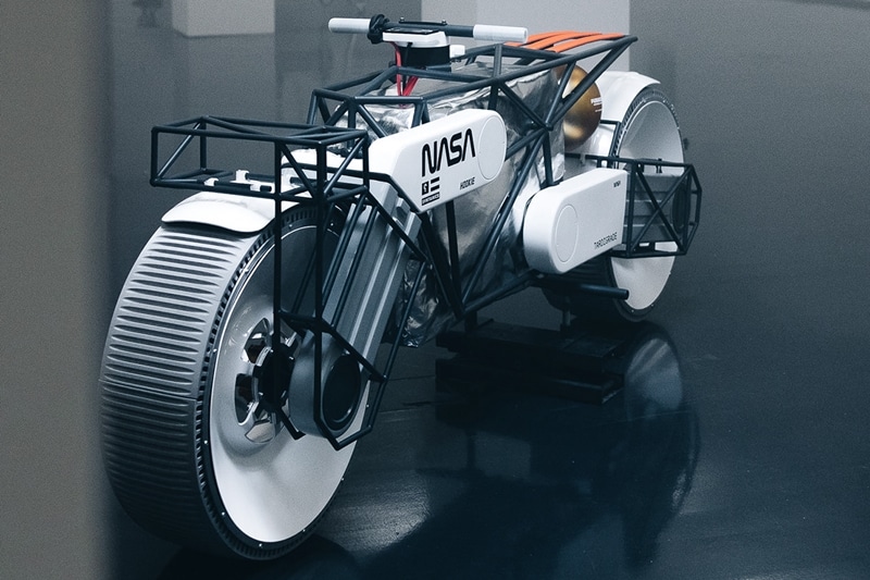 Müller and his team partnered with the Swedish electric brand CAKE on a previous project based on the Ösa+ and Ösa Lite, called the Hookie ANT. They decided to keep the partnership flowing by incorporating CAKE’s drivetrain, wiring loop, battery, and two hubs for the Tardigrade’s wheels. (Source: Bikeexif)