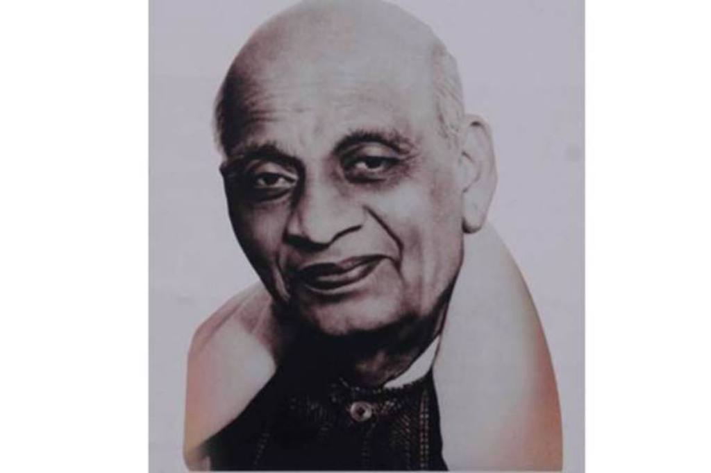 Patra asked whether Congress president Sonia Gandhi or Rahul Gandhi objected when Karra "vilified" Patel and presented India's first home minister as a "villain" while praising Nehru.