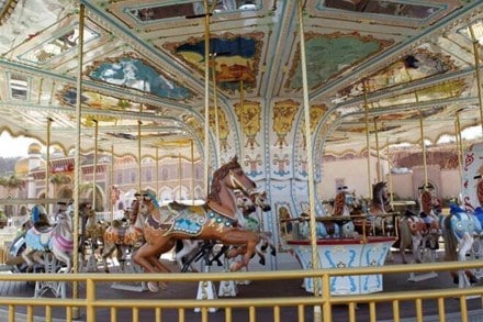 Maharashtra's COVID-19 tally stood at 65,91,697 as of Sunday, leaving the state with 28,631 active cases. Maharashtra's COVID-19 tally stood at 65,91,697 as of Sunday, leaving the state with 28,631 active cases.