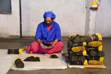 Moreover, the varieties of fragrances now available such as oriental, florals, fruity, aqua, lavender, oudh, mogra, champa, lavender, lemon, etc., make incense an ideal choice for freshening and energising one’s mind and space.