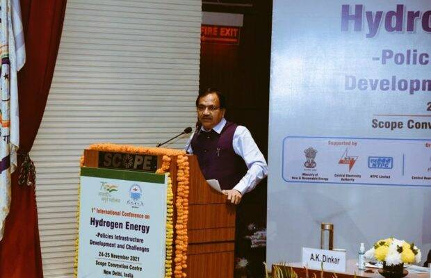 The minister urged researchers present in the conference “for maximum research for hydrogen energy” to overcome the challenge of reducing the cost of production for electrolysers.