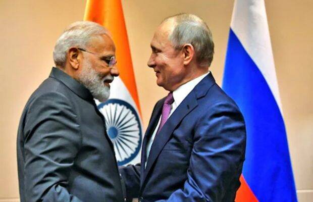 On the same day, the first ever 2+2 Ministerial Dialogue will take place between the two countries, which means that the foreign and defence ministers will be accompanying President Putin.