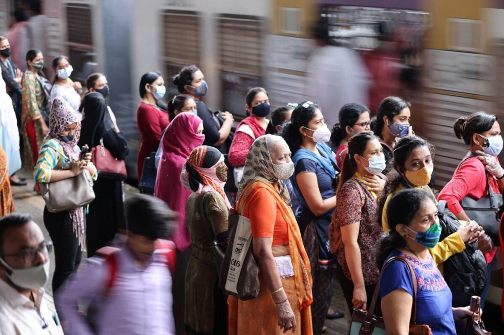 Coronavirus LIVE updates, Covid-19 third wave, festive guidelines, school reopening