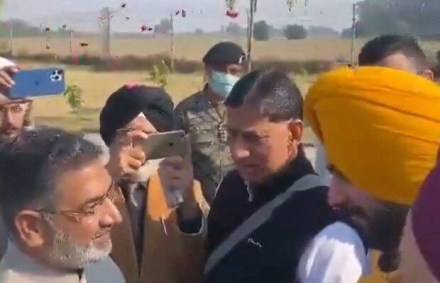Notably, during one of his visits to Pakistan in the past, Sidhu had hugged Pakistan Army chief General Bajwa creating a storm in Indian politics. Notably, during one of his visits to Pakistan in the past, Sidhu had hugged Pakistan Army chief General Bajwa creating a storm in Indian politics.