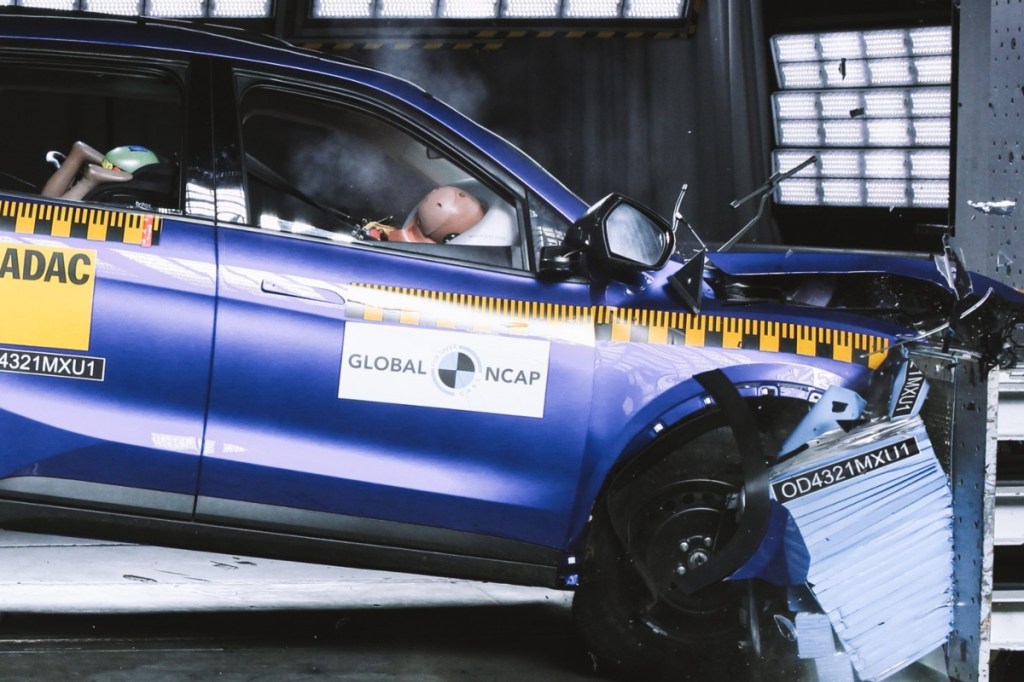 XUV700 Crash test