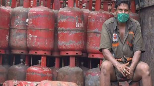 LPG cylinders, LPG cylinders in Delhi, LPG cylinder fire, fire in Delhi, LPG cylinder fire in Delhi