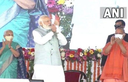 After the inauguration, PM Modi will witness an airshow by the Indian Air Force on the 3.2 kilometre airstrip constructed on the expressway. After the inauguration, PM Modi will witness an airshow by the Indian Air Force on the 3.2 kilometre airstrip constructed on the expressway.