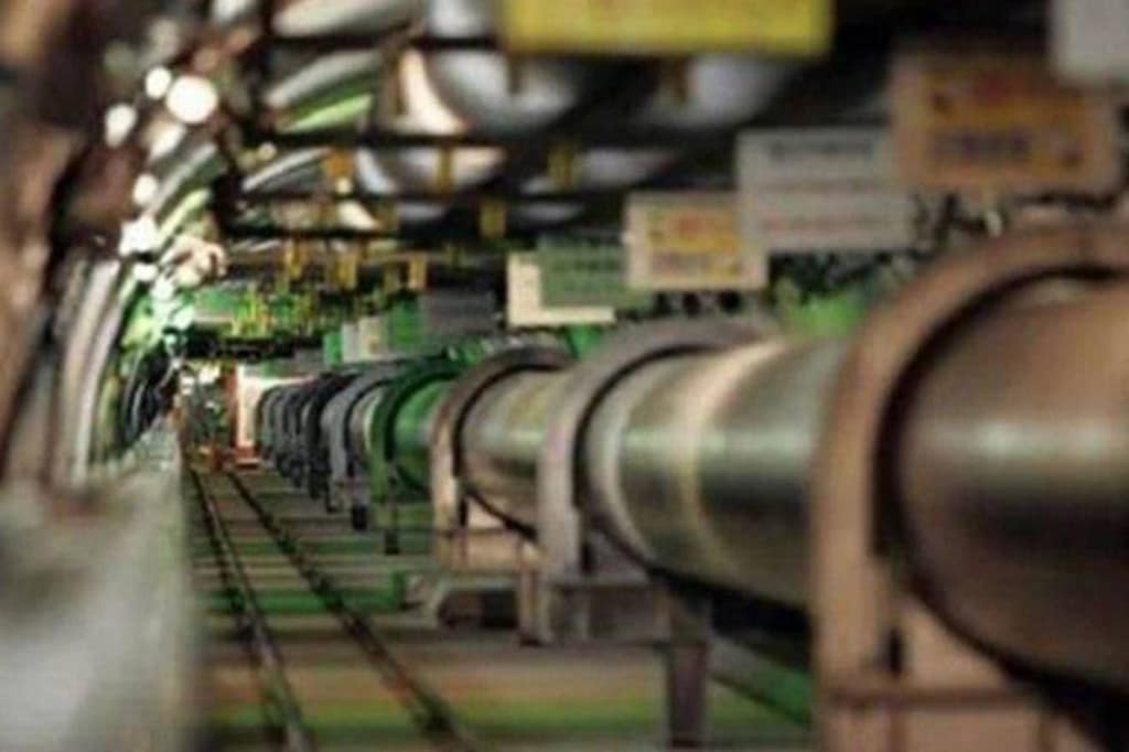 LNG trucks/ buses have a fuel carrying capacity that is 2.5 times of CNG trucks/ buses and can travel around 700 km in one refill, according to experts. LNG trucks/ buses have a fuel carrying capacity that is 2.5 times of CNG trucks/ buses and can travel around 700 km in one refill, according to experts.