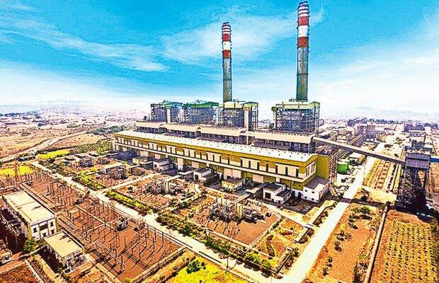 We estimate JSWEL’s FY24E/26e Ebitda at Rs 43.8/50.8 bn, of which contribution from green business will be >62%, as commissioning of 2,218MW solar and wind projects is expected to complete by FY24, and Kutehr HEP is expected to be commissioned by FY25.