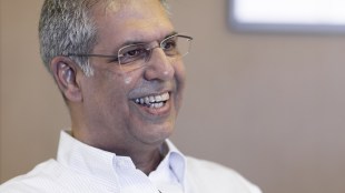 beauty segment, competition, consumption pattern, retail channels, Tata Group, online brands, e-commerce