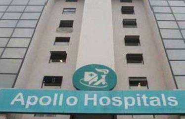 Apparently, a qualified radiologist can telemonitor and telementor technicians who can do a real time doppler ultrasound that be controlled by a radiologist located hundreds of miles away.