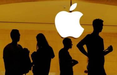 The AR headset will also get an innovative gesture and motion detection system. (File/Reuters)